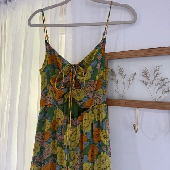 ASTR the Label Brandy Floral Print Cutout Maxi Dress - Picture 6 of 7